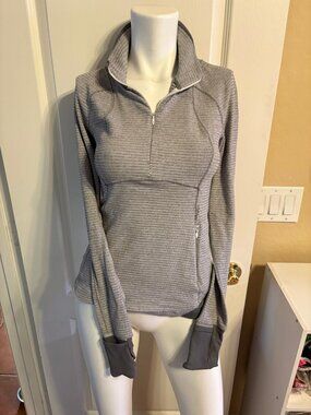Lululemon Runderful Half Zip Pullover Gray Mini Check Size 4